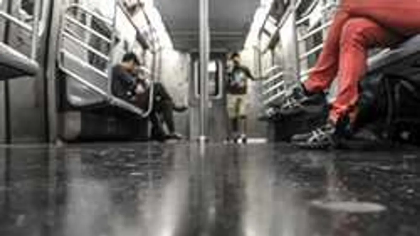 Leállíttatta a metrót a volt BKV-s, csak mert nem ért oda a postára