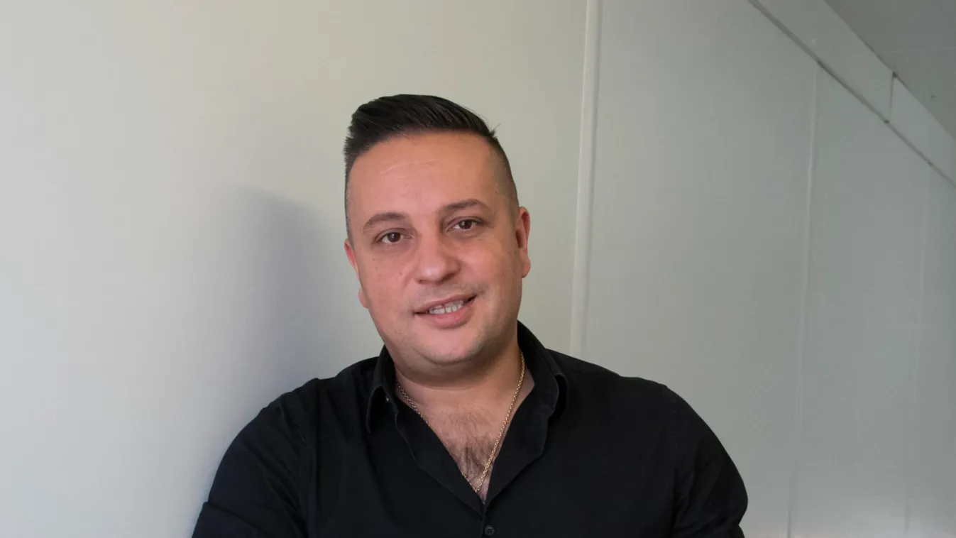 Büszke kisfiára L.L. Junior: Lacika imádja kishúgát