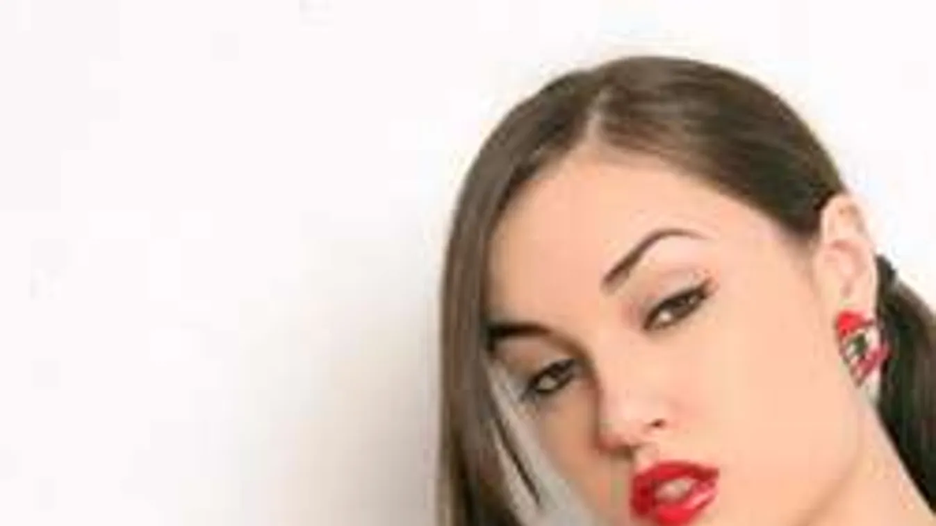 Pornóssal hirdetett a budai nyelviskola, megúszta a marketinges