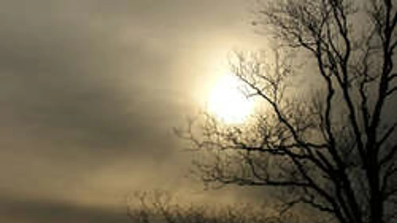 Újabb meleg decemberi nap lesz a mai, hóról legfeljebb álmodozhatunk