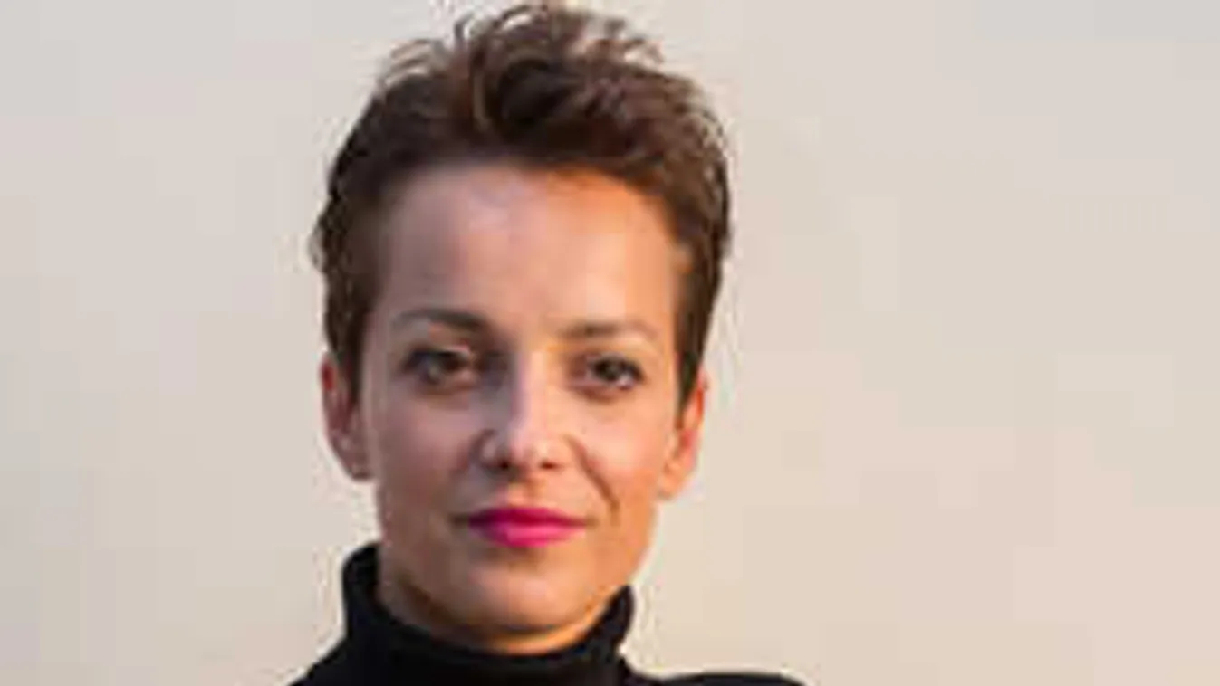 Elege lett, kiakadt fia apjára Kondákor Zsófi