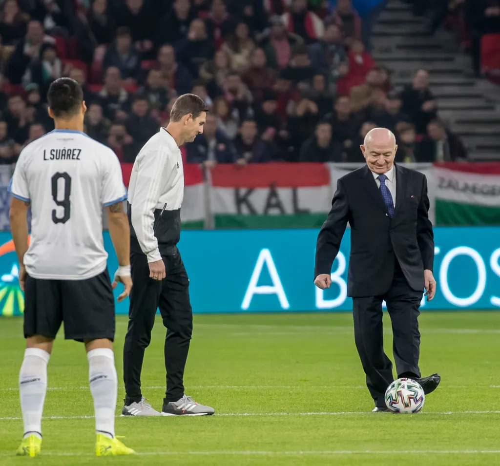 20191115_Magyaro-Uruguay foci_SZL28]