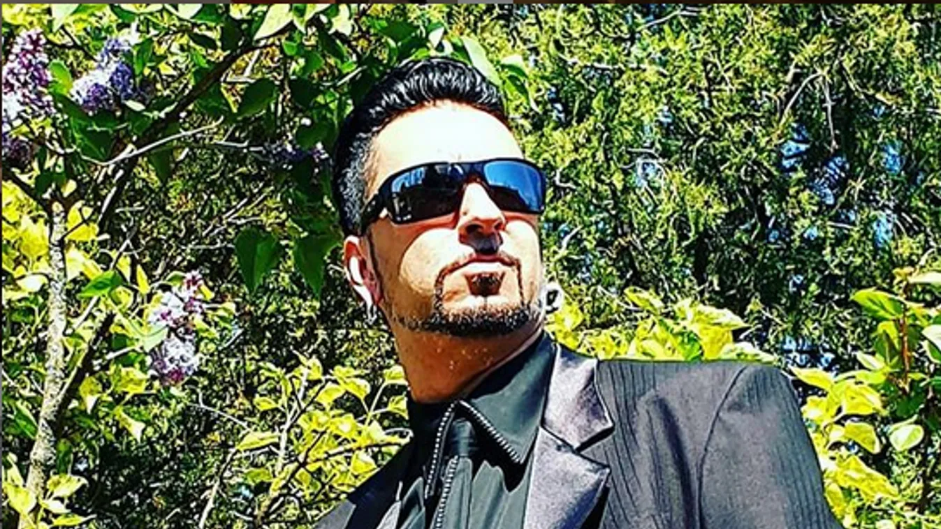 Koronavírus: WC papír csokrot köttetett a magyar sztár