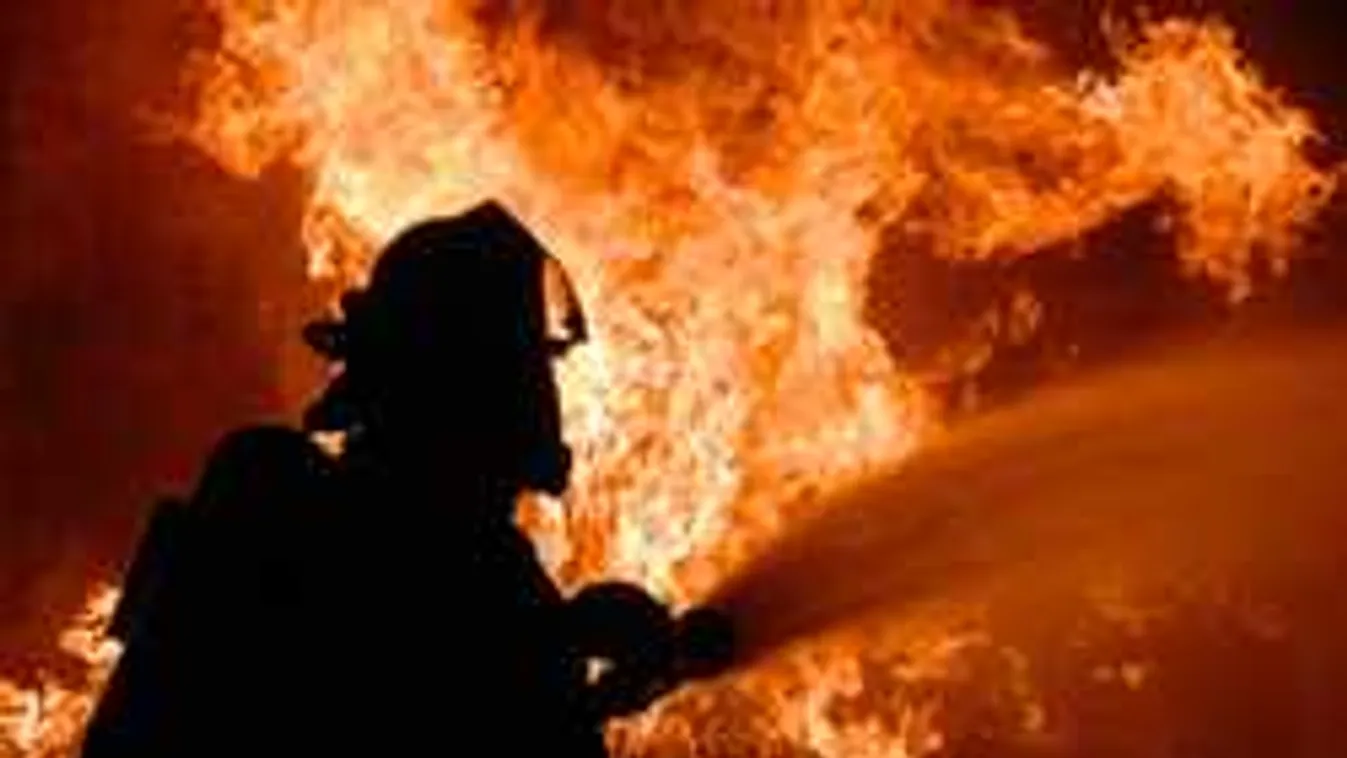 Rettegnek a tűzoltók, migránsok támadnak rájuk