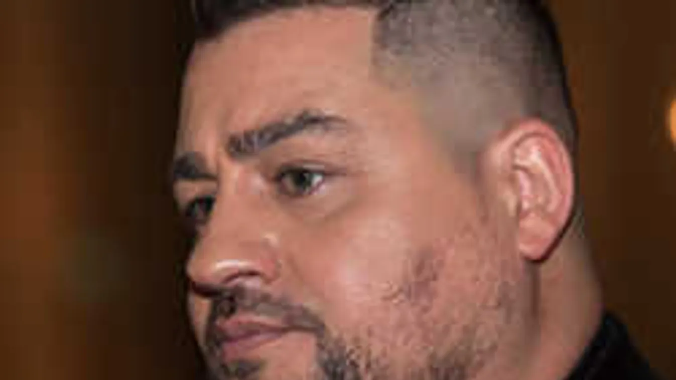 Szívszorító, ez történt a kórházban a magyar sztár beteg kislányával