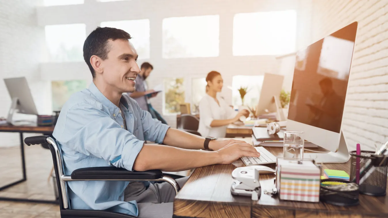 A fogyatékossággal élők közel fele dolgozik