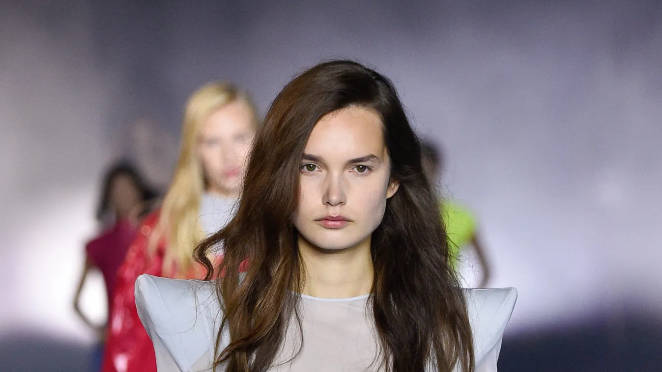 Balmain : Runway - Paris Fashion Week - Womenswear Spring Summer 2021