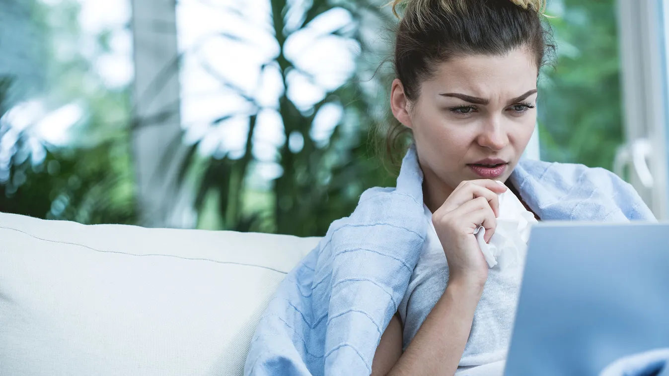 Koronavírus: ha ezt a tünetet észleljük, azonnal hívjunk mentőt!