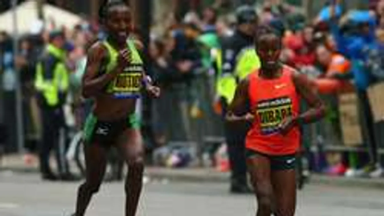 Hatalmas csalás, potyafutók csatlakoztak a versenyhez - videó