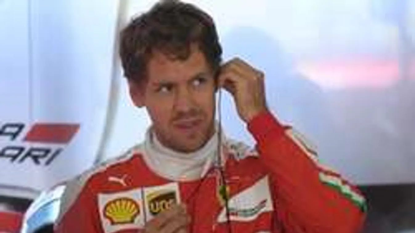 Ez csúnya volt, Vettel rommá törte Ferrariját!