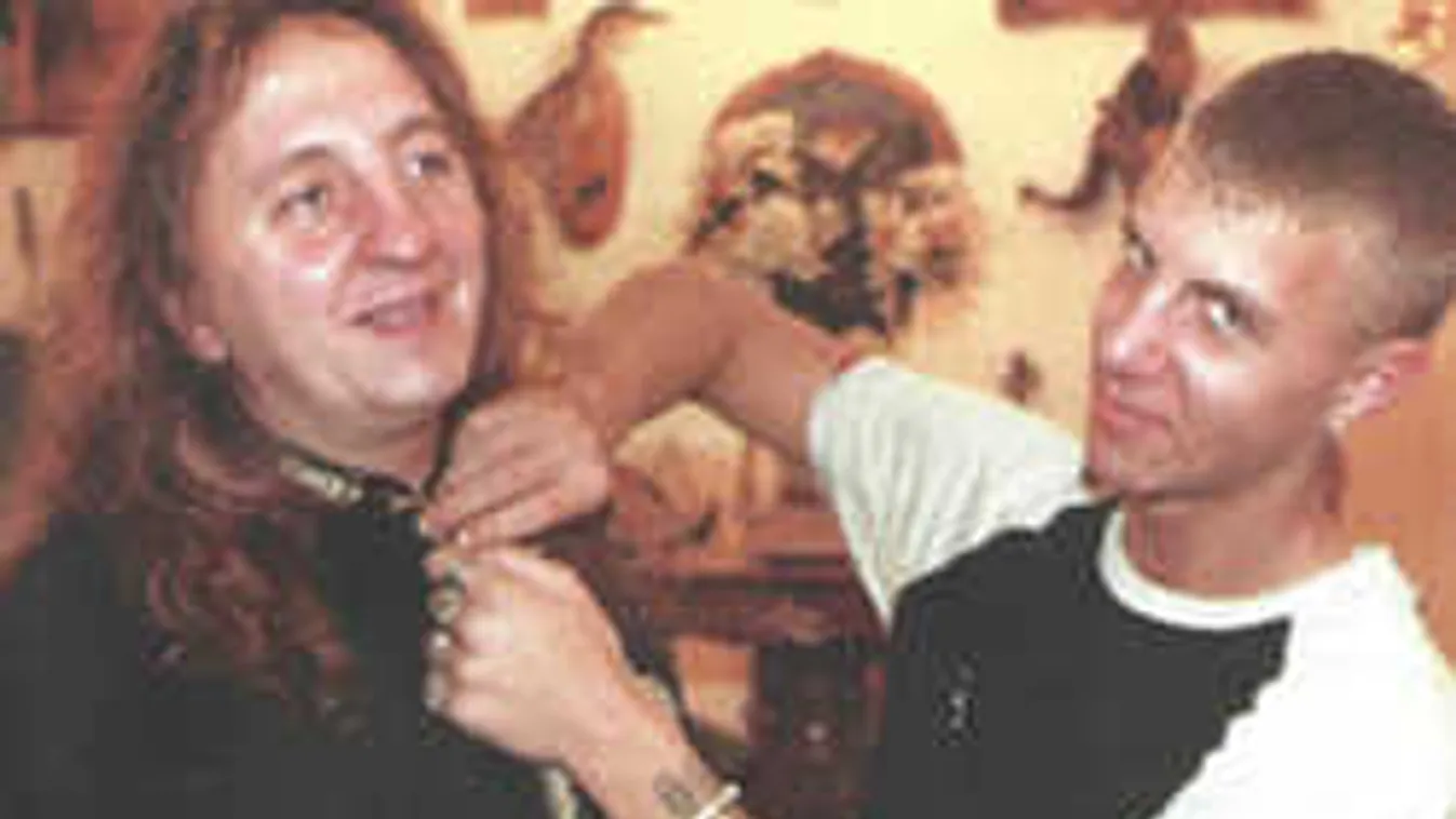 Sosem látott videó került elő Zámbó Jimmyről