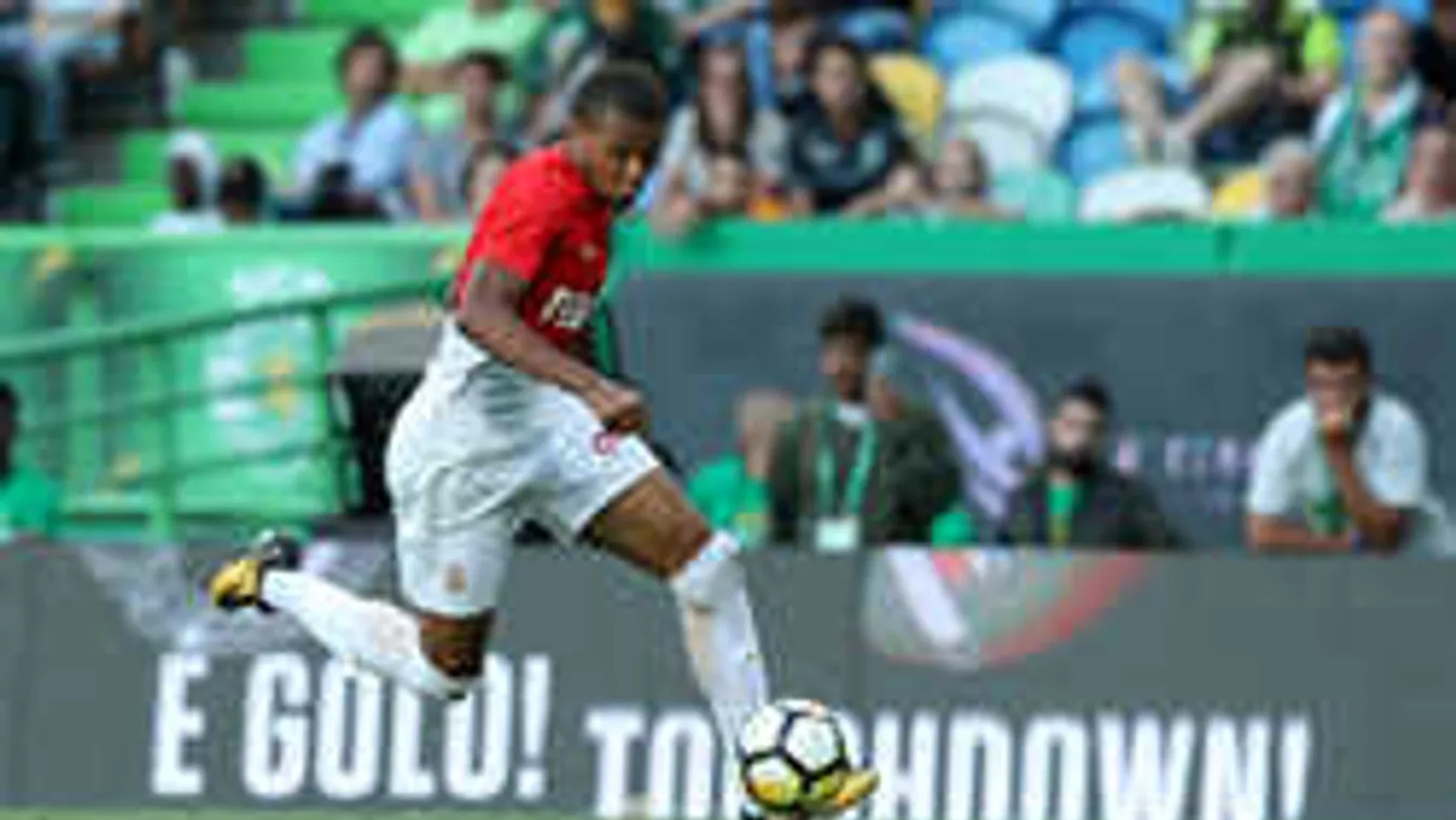 Eszméletlen költekezés Párizsban, újabb világsztár érkezik