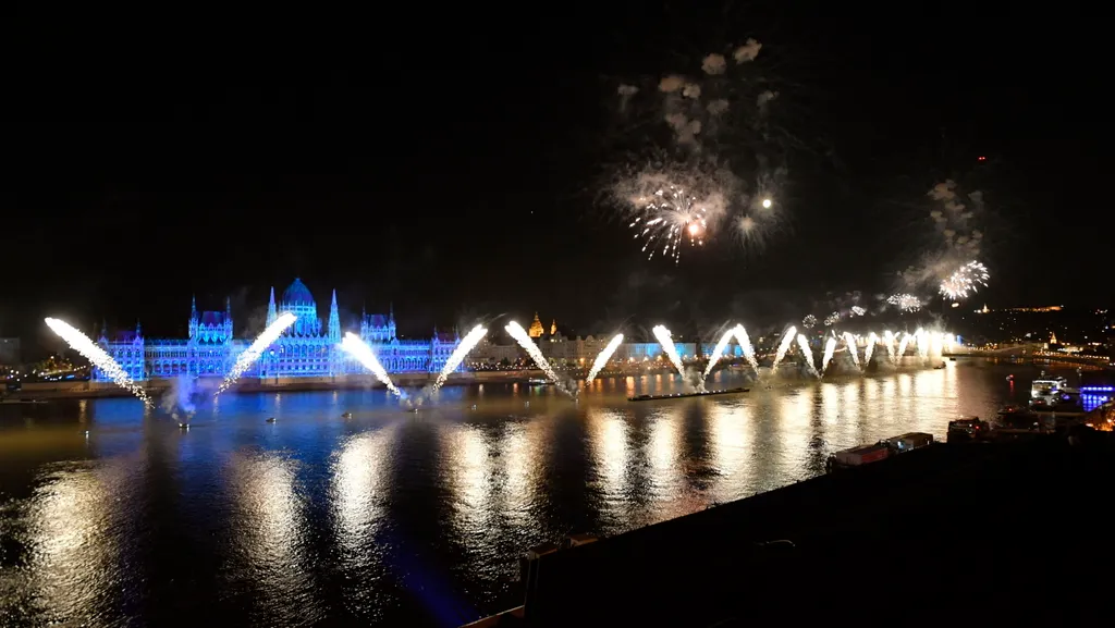 Augusztus 20. - Tûzijáték Budapesten