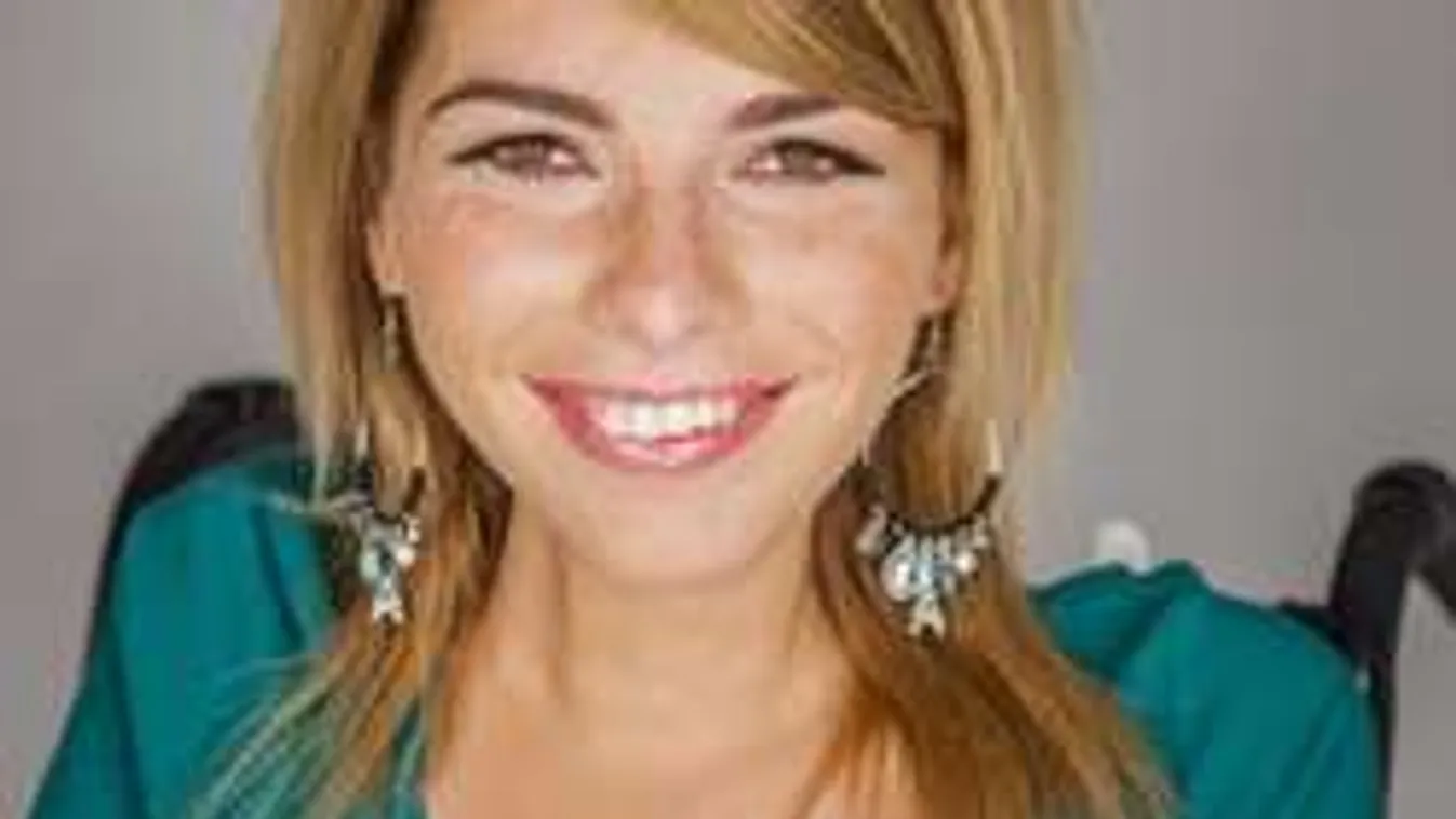 Valóságos csoda! Mosolyka ismét lábra állt