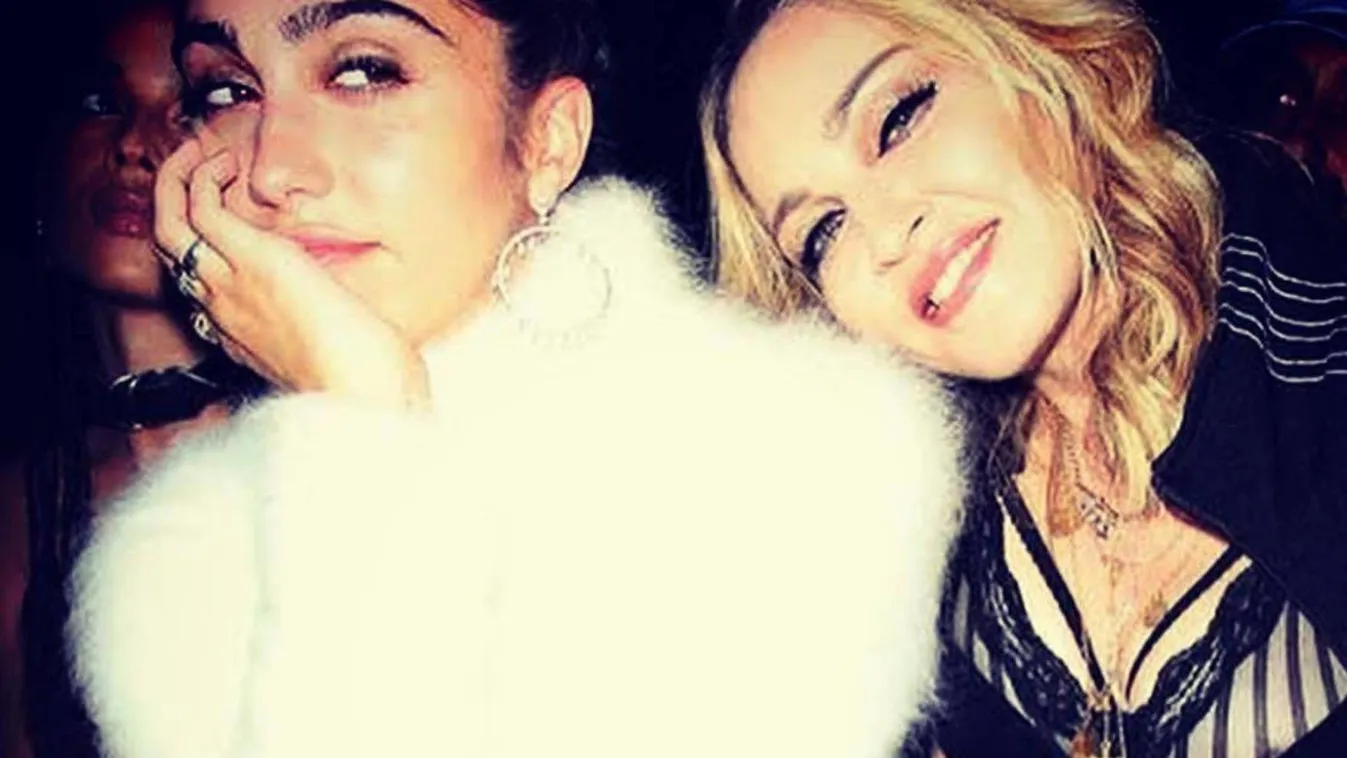 Daily Instagram Posts