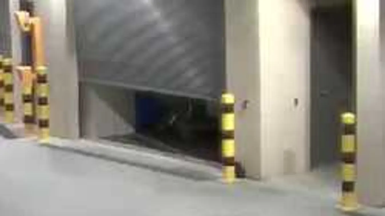 Sokkoló dolgot rögzített éjszaka a rendőrség biztonsági kamerája