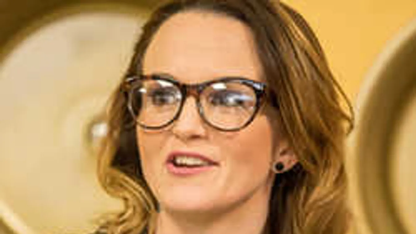 Kollányi Zsuzsi bevallotta, így néz ki hónapokkal a szülés után