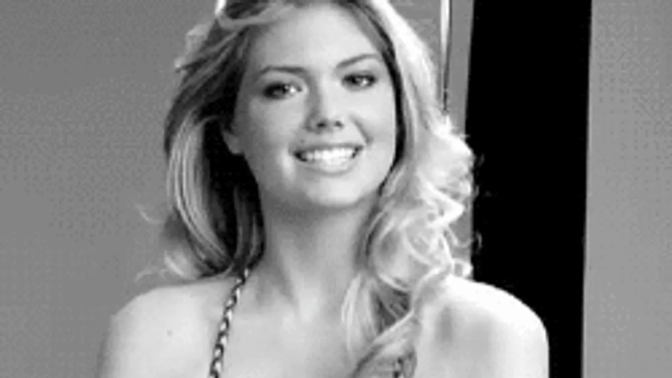 23 évesek lettek a modellvilág legjobb mellei