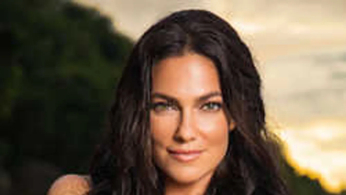 Folytatódik a licit Bódi Sylvi használt bugyijáért