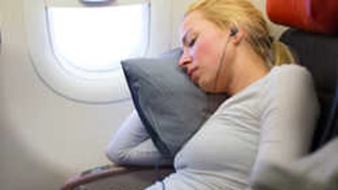 Ha ezekre odafigyelsz, jól fogsz aludni a repülőgépen