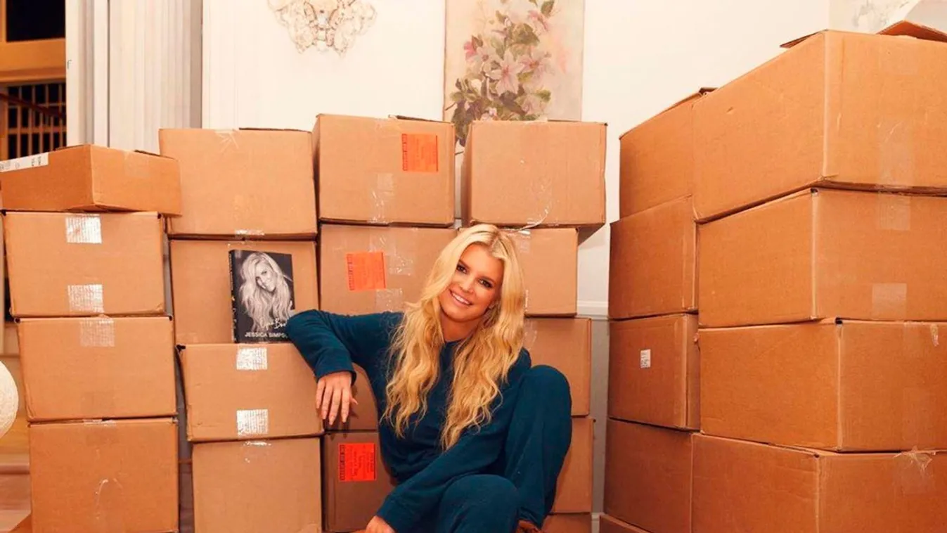 Daily Instagram Posts