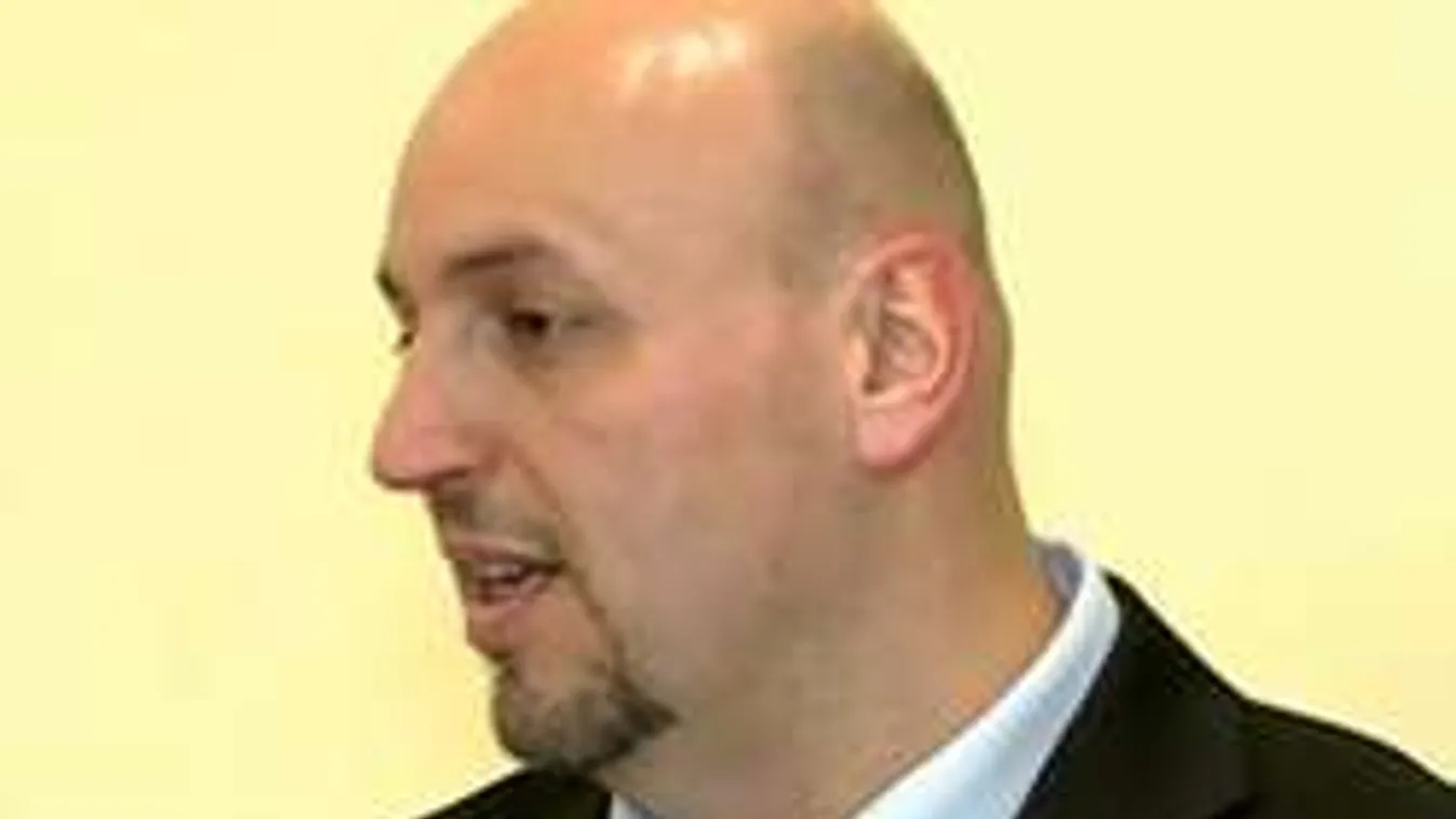 Drámai interjú az ügyészségre berontó férfi lefegyverzőjével