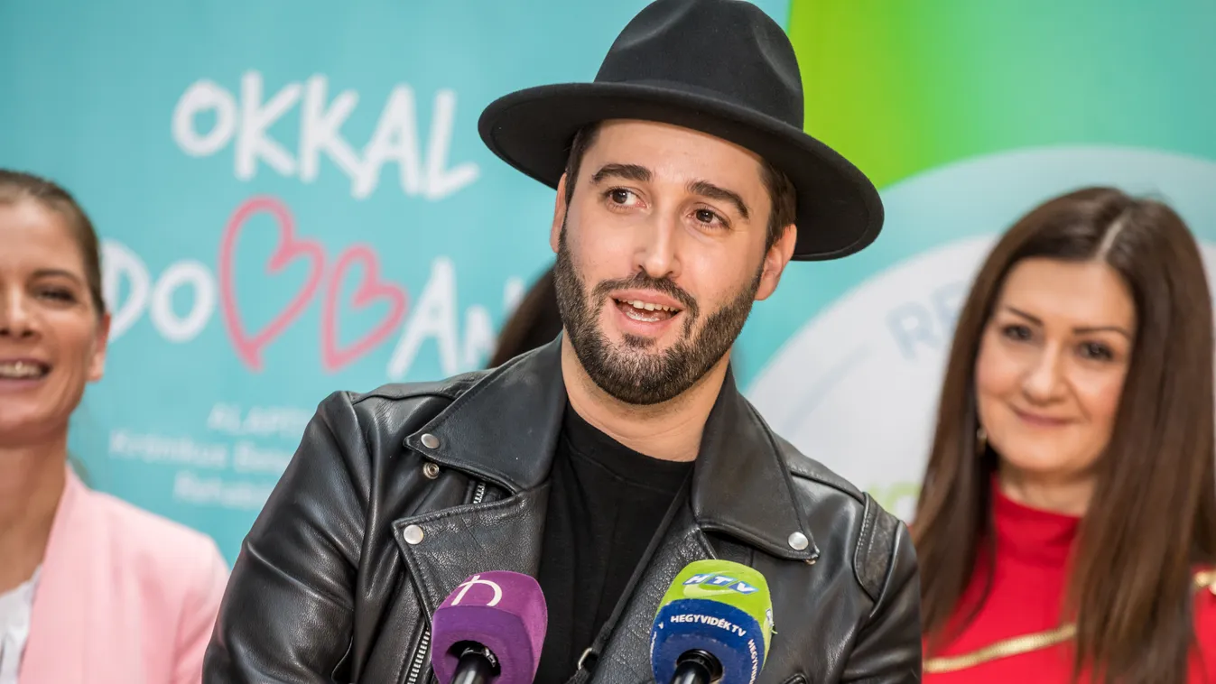 Nem hiszed el, hol tűnt fel Király Viktor