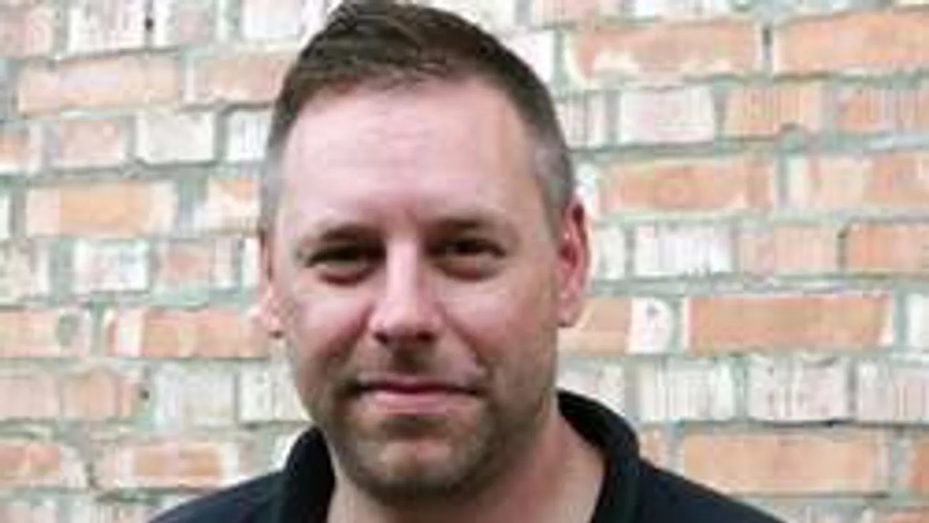 Túl messzire ment! Kirúgták a TV2 időjósát