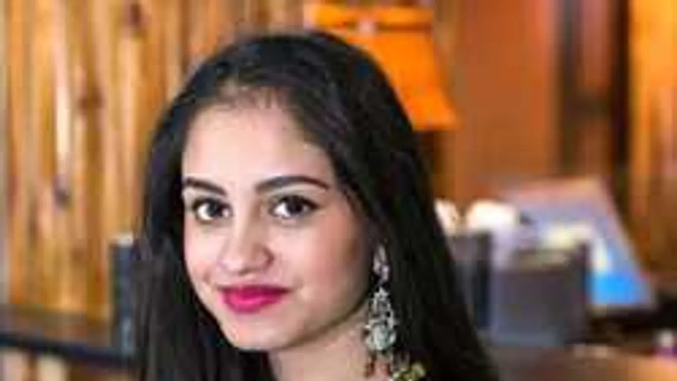 Állóháború, énekesek ócsárolják Buli Dorinát!