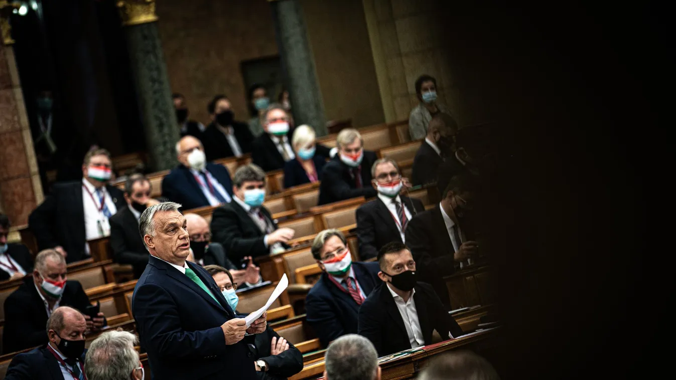 Orbán Viktor: megkezdődik az antigénekkel való tesztelés is