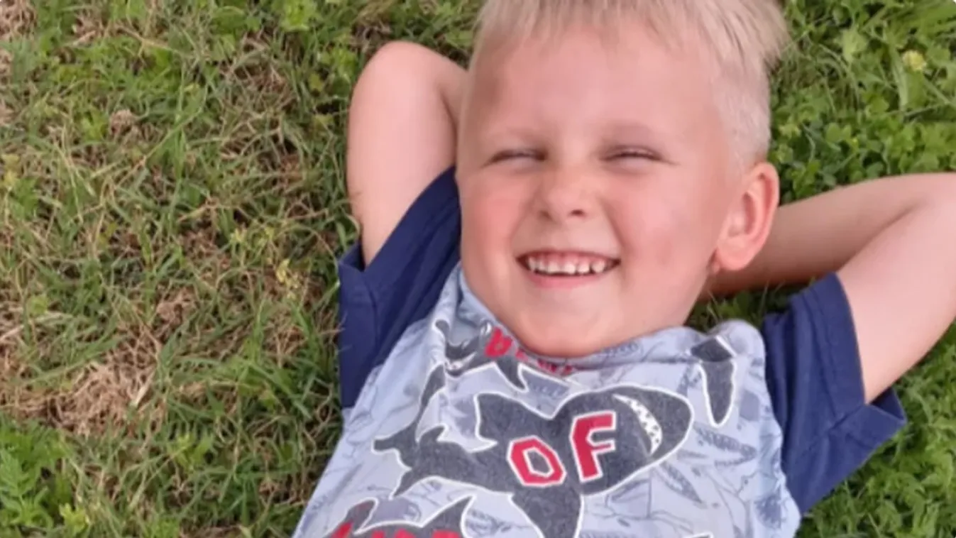 „Mi van, ha nem éli túl?” – az életéért küzd a 4 éves kisfiú, miután a nagymamája pitbullja rátámadt