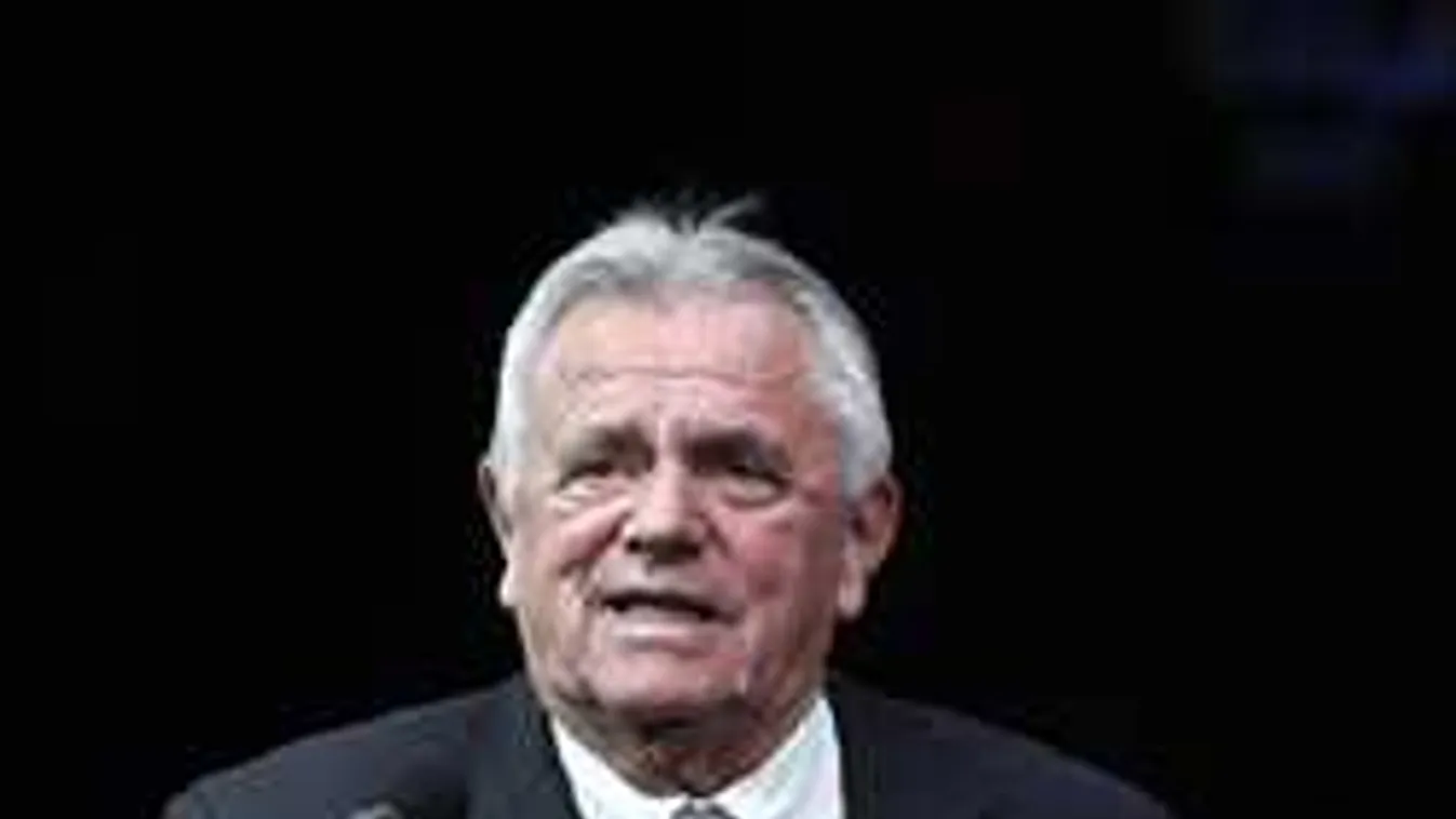 Igazi legenda látogatta meg Mészöly Kálmánt