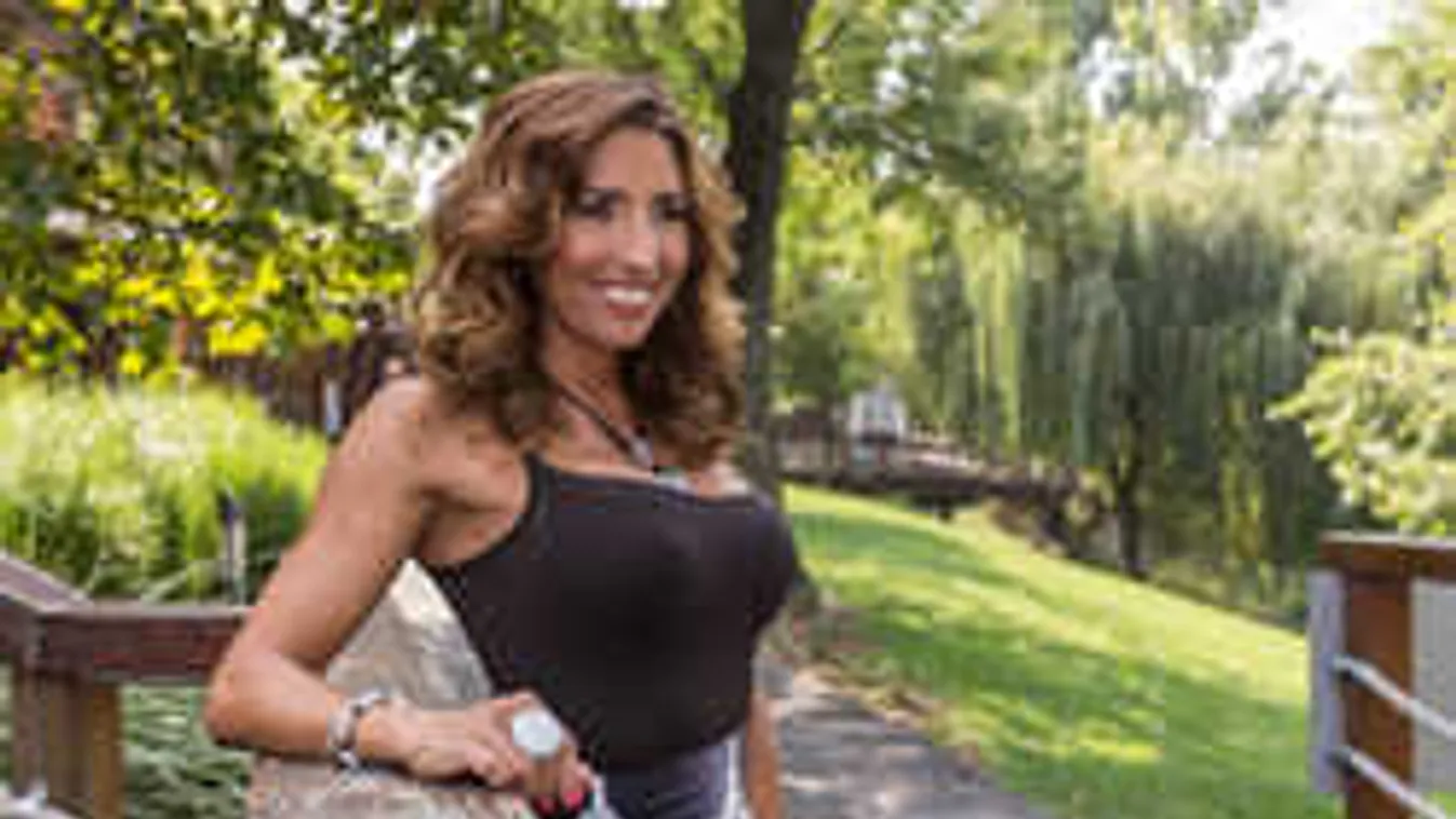 Falatnyi bikiniben mutatta meg tökéletes testét Rubint Réka