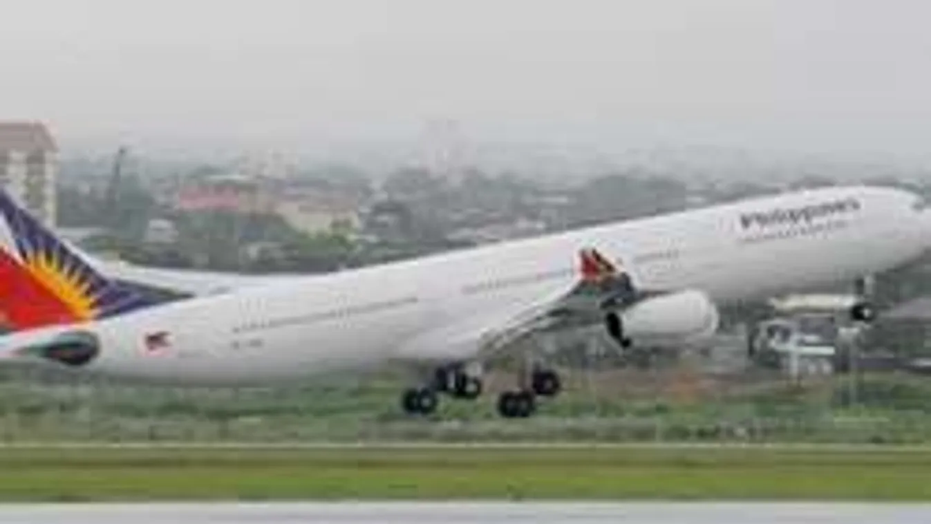 Életveszélyben voltak a repülő utasai, elképesztő földet érés Madeirán