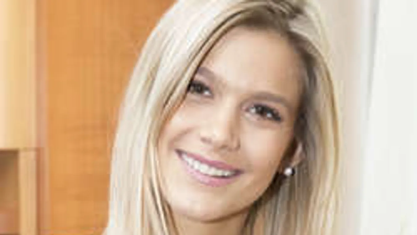 Weisz Fanni szexi bikiniben mutatta meg tökéletes alakját