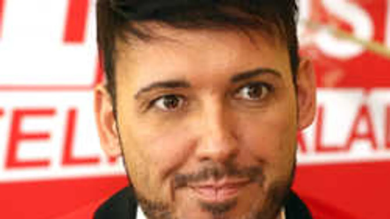 Megszólalt a válófélben lévő magyar énekes: komoly döntést hozott