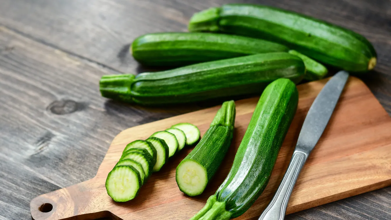 Fresh,Green,Bio,Zucchini,On,A,Wooden,Table.,Organic,Seasonal