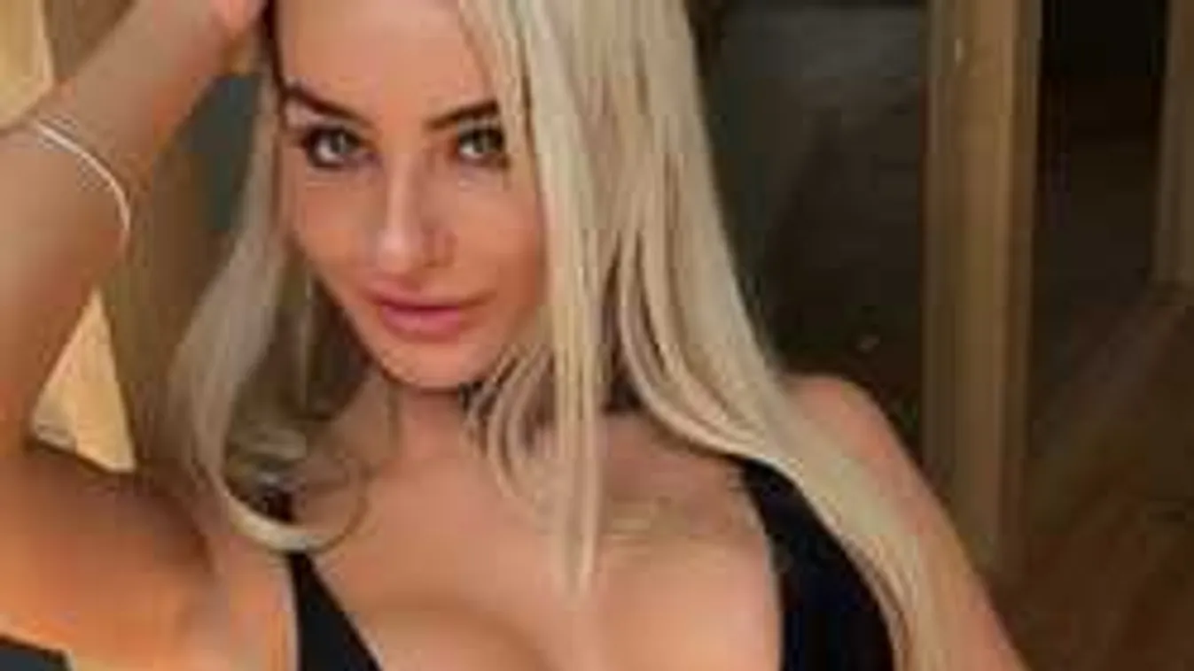 Olyan szelfit posztoltak a pucérkodó modellek, hogy elállt a szavunk!