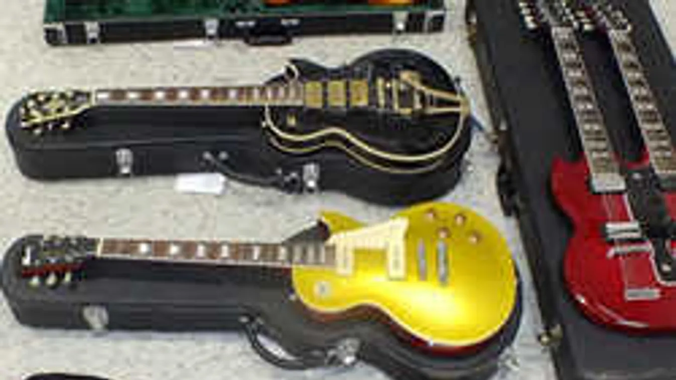 Hatalmas bukta, az eredeti tulajnak akarták eladni a lopott gitárokat