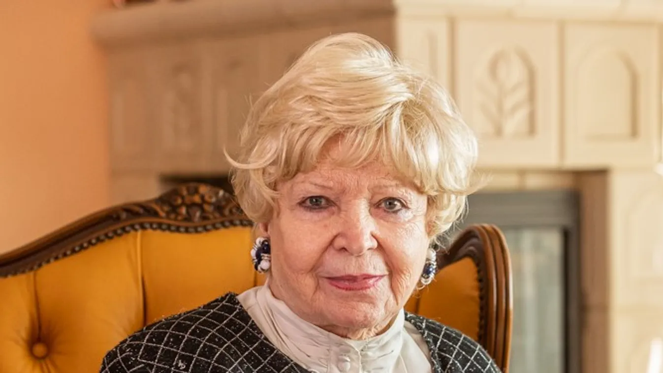 „Minden elsötétült” – Összeesett otthonában Torgyán özvegye