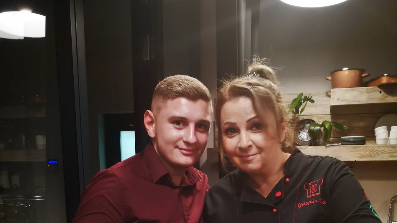 Gáspár Bea miatt mondott fel a rajongója