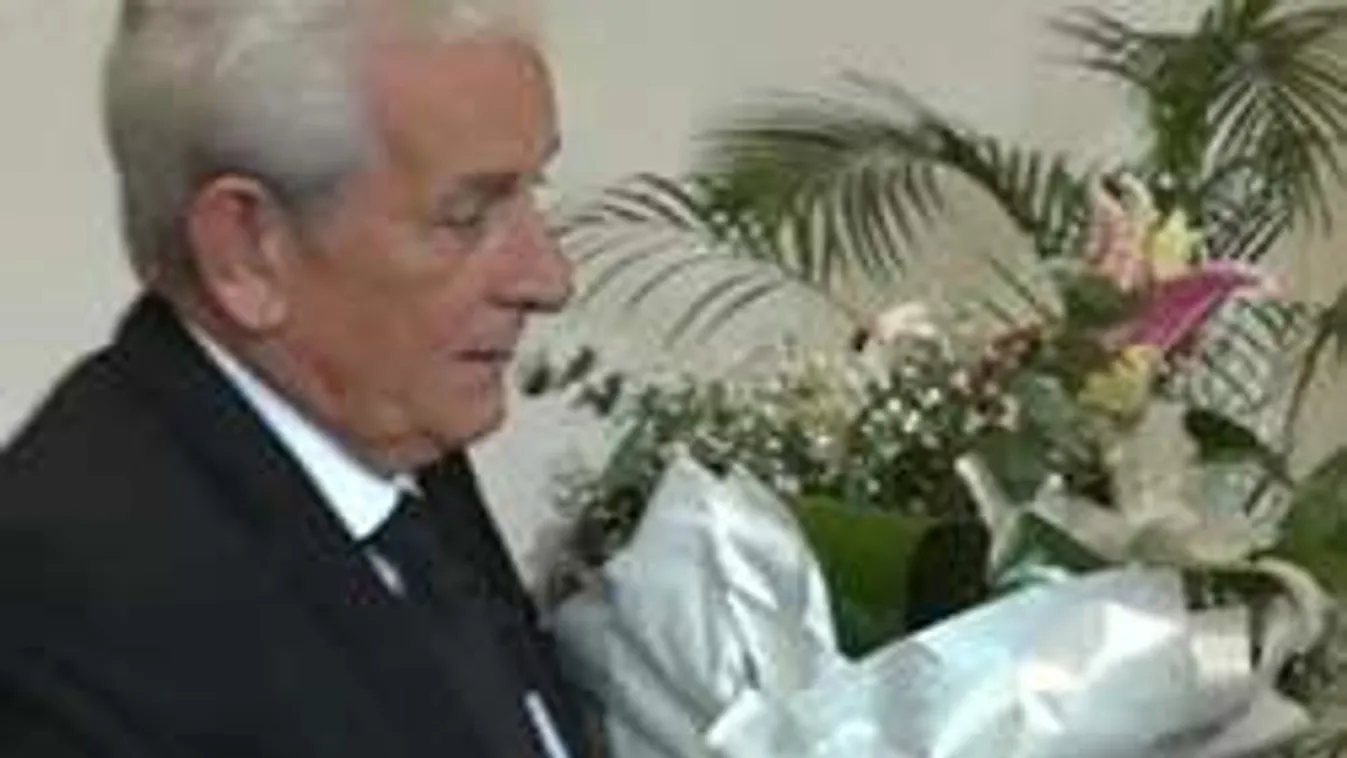 Kezi csókolom, Kiss László! Így köszönt áldozatának az edző