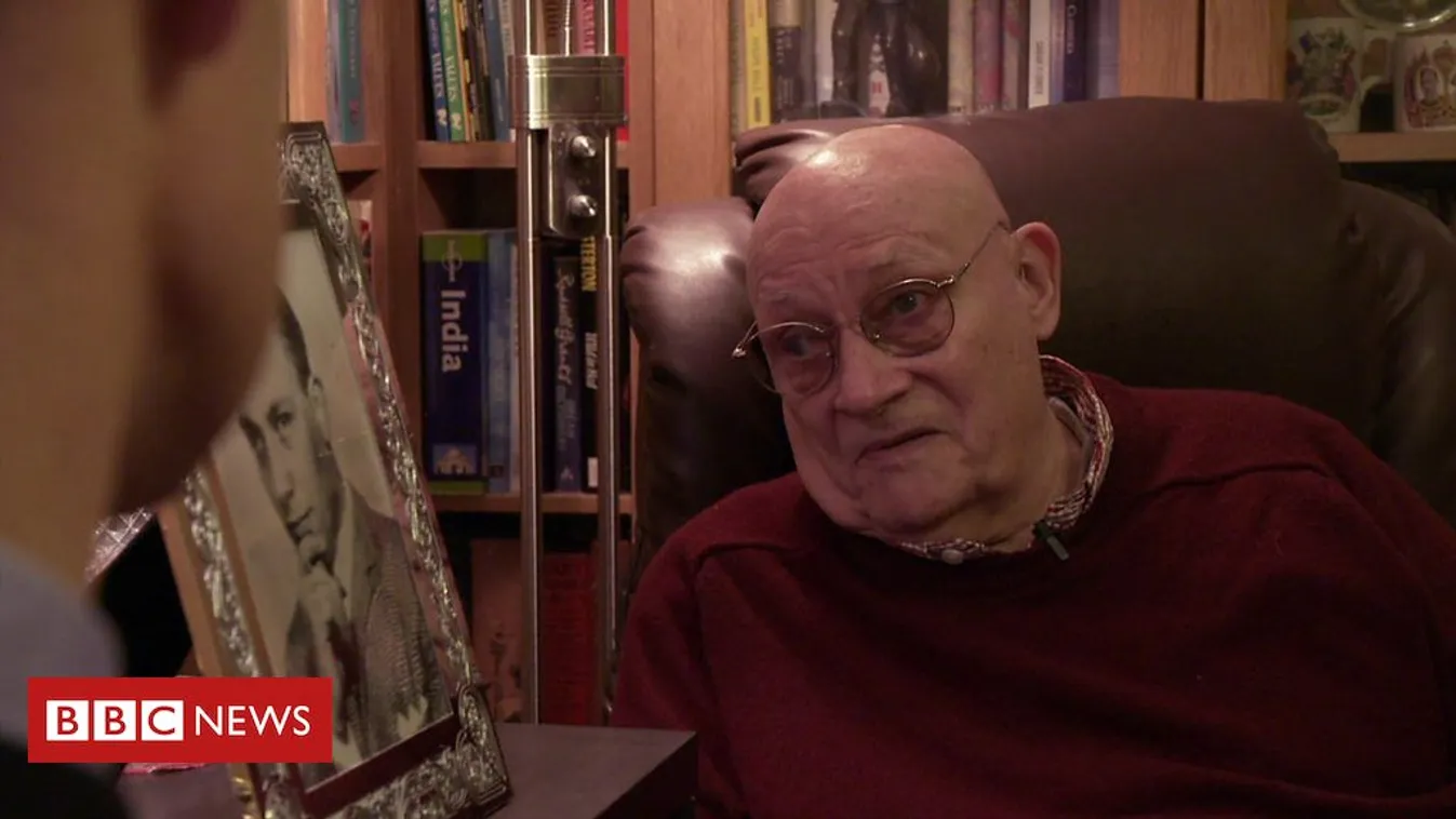 Megható, 20 éve egyedül karácsonyozó idős férfit leptek meg az egyetemisták