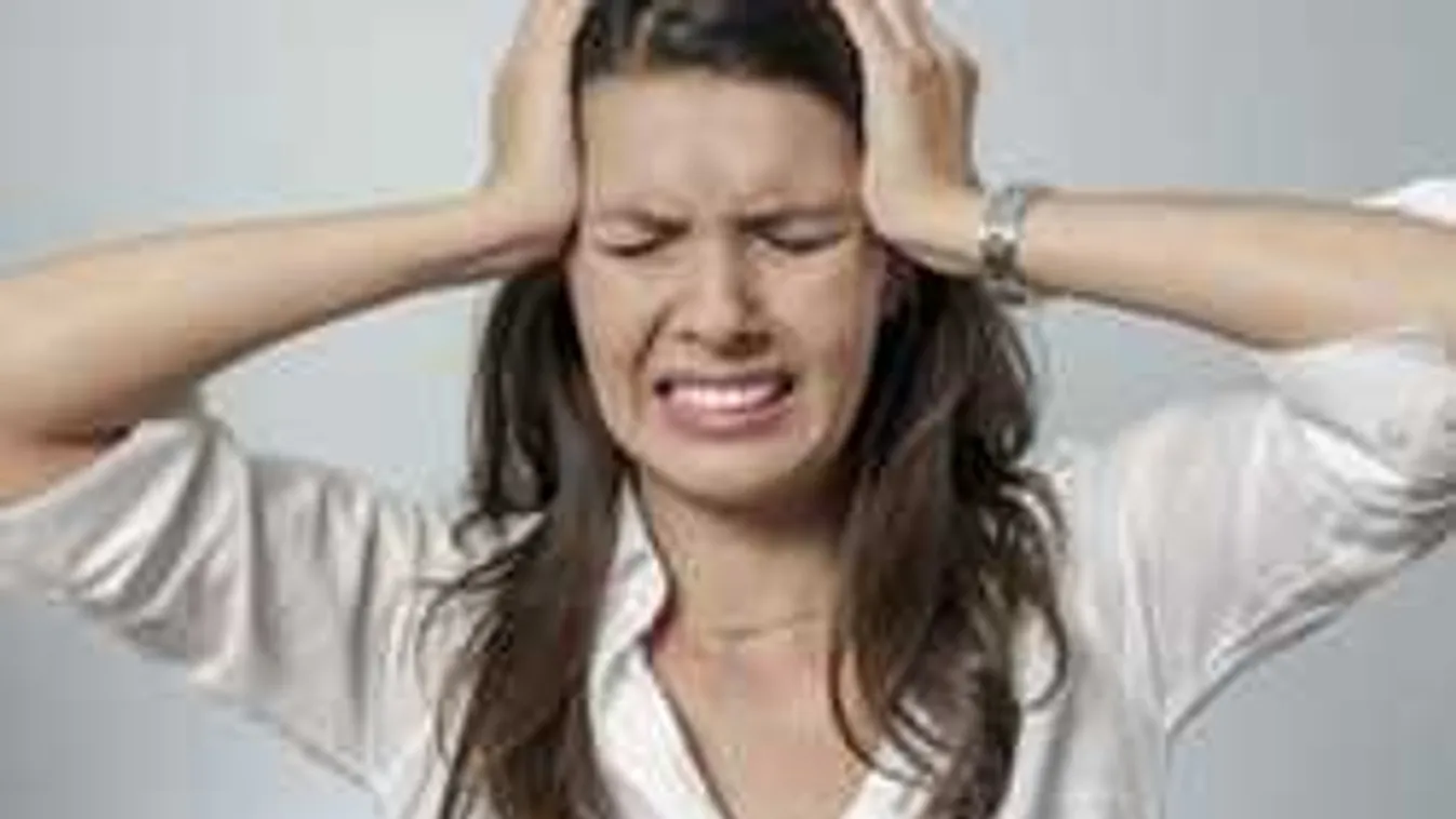 Agyvérzést kapott a feleség, nem segített rajta a férj