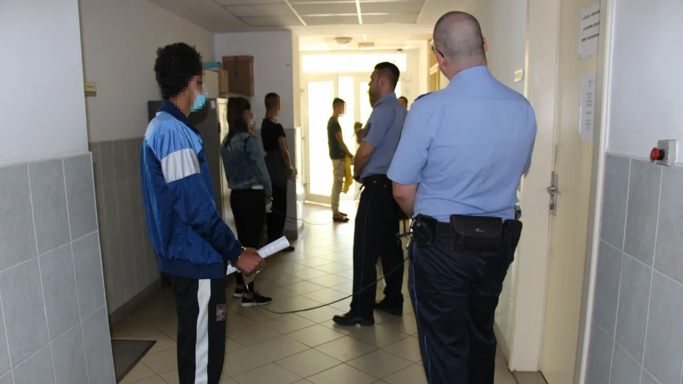 Tizenéves rablóbanda vert meg brutálisan egy védtelen gyalogost Nyíregyházán – videó