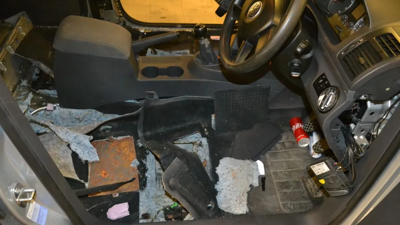 Rekordfogás a magyar határon, hihetetlen mennyiségű heroin volt a kocsiban