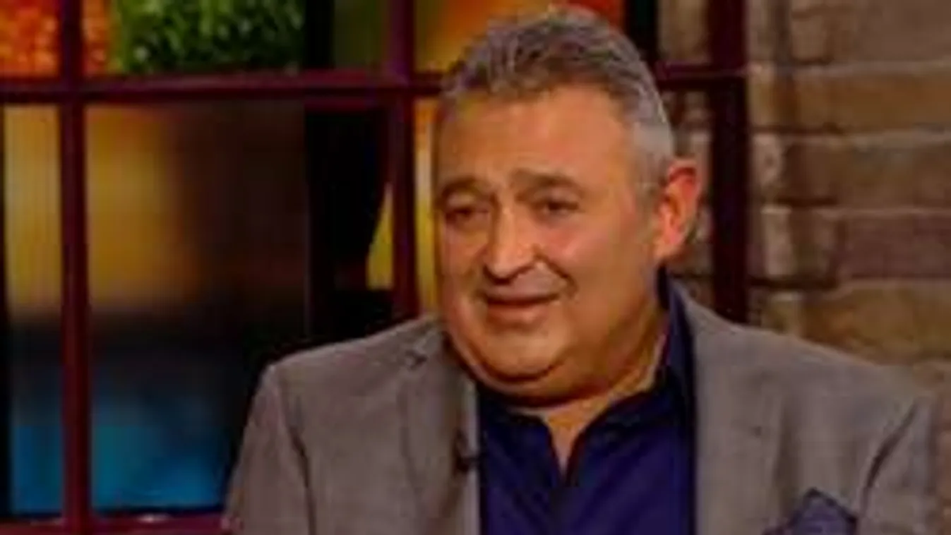 Bejelentette szakítását társulatával a híres magyar színész!