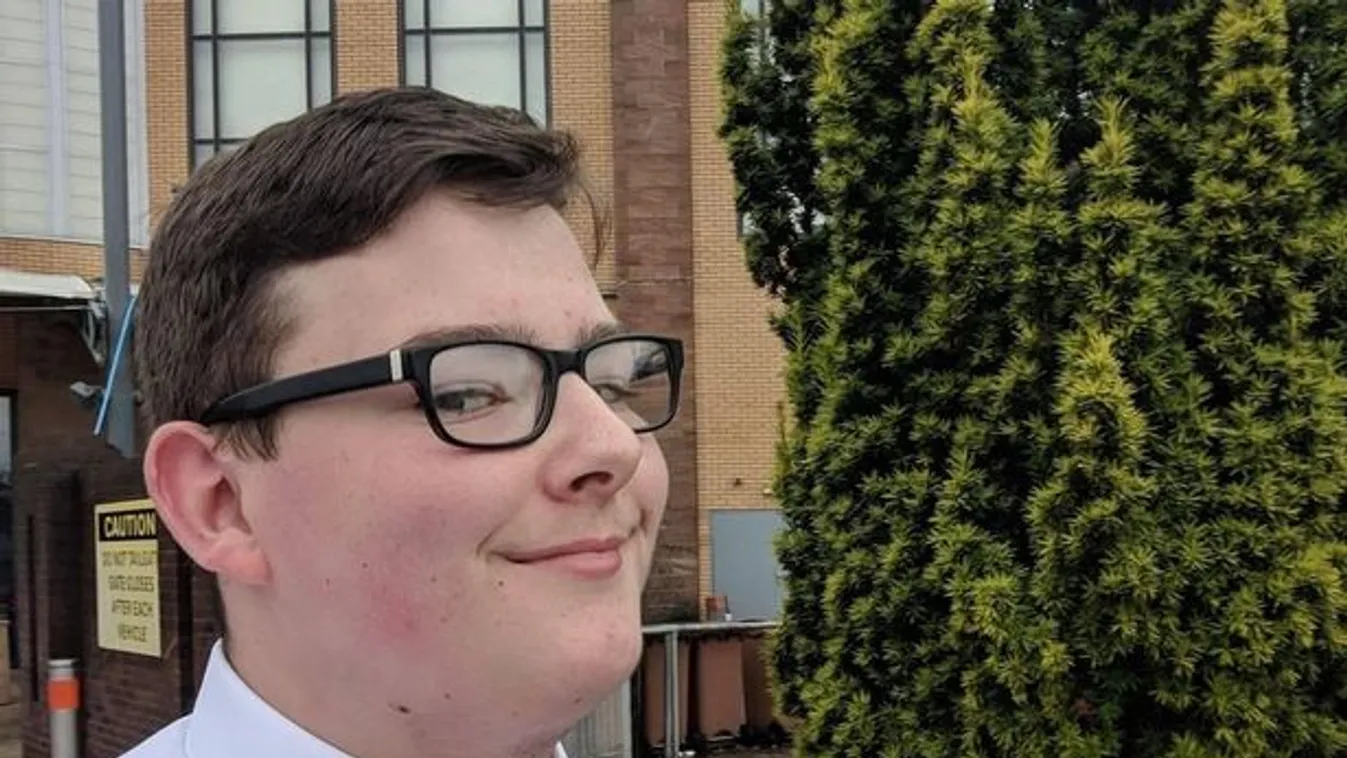 Belehal a fájdalomba a család: fejfájással ment aludni, meghalt a 19 éves fiú