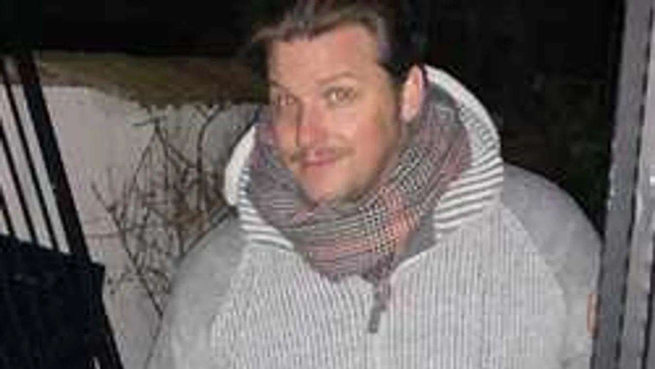 Részeg autós csapódott az Operett sztárjának házába