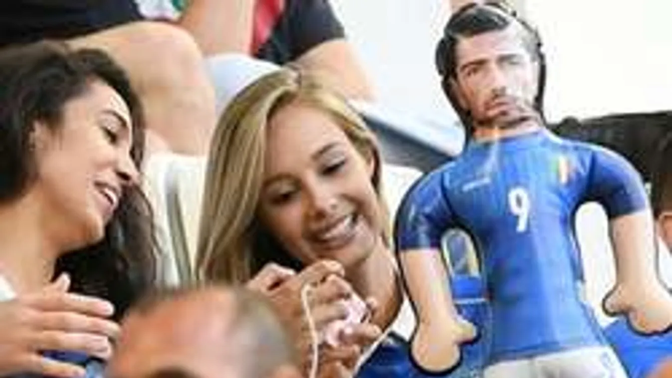 Ezt elszúrta... Így reagált Varga Viki a kihagyott tizenegyesre! - Videó